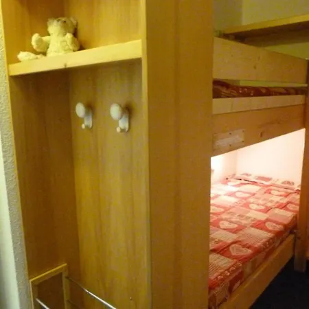 2 Pieces 5 Pers Aux Pistes Avec Parking Gratuit - Fr-1-178-35 דירה *